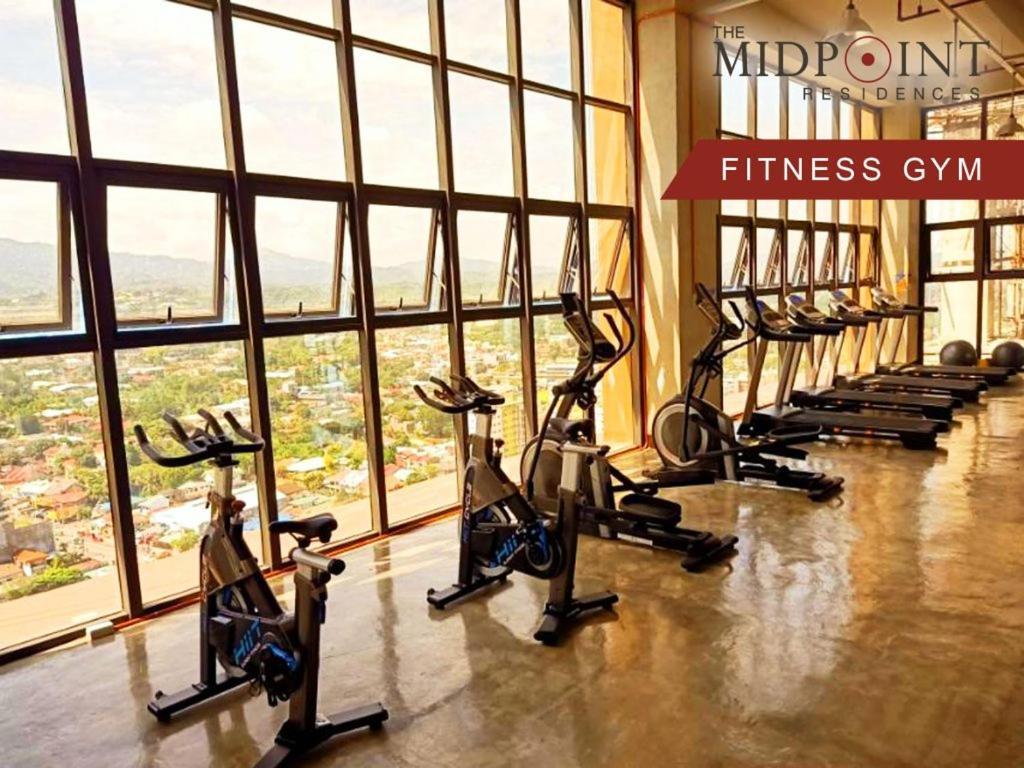 2 Bedroom Condo @ Midpoint Residences W/ City View Mandawe Exterior foto